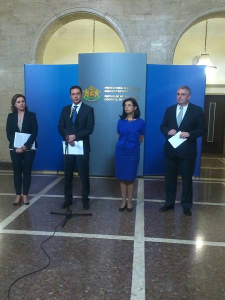Bachvarova, Mitov, Kuneva, Kalfin | © Government Information Service Bachvarova, Mitov, Kuneva, Kalfin | © Government Information Service
