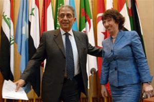 Катрин Аштън с генералния секретар на Арабската лига Амр Муса | фото: Council of the European Union