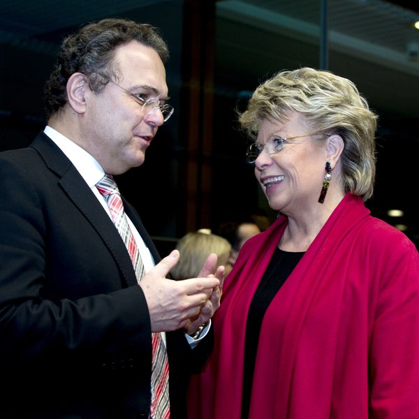 Hans-Peter Friedrich, Viviane Reding | © Council of the EU Hans-Peter Friedrich, Viviane Reding | © Council of the EU