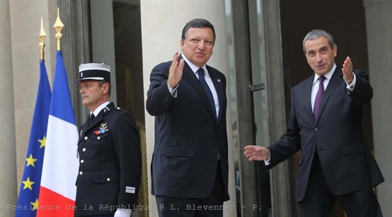 | © Présidence de la République @ L. Blevennec - P. | © Présidence de la République @ L. Blevennec - P.