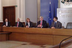 Joschka Fischer, political consultant of RWE and OMV for Nabucco held talks with the Bulgarian minister of energy Traycho Traykov in Sofia | photo: Adelina Marini | www.euinside.eu